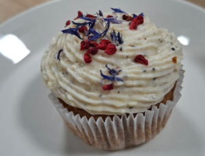 Õuna-kardemoni tassikook